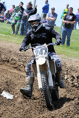 B. KOKOWSKI