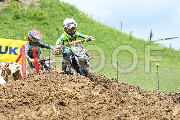 42 WETTGEN 94 WEISS