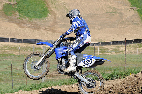 TAYLOR BARNHART
