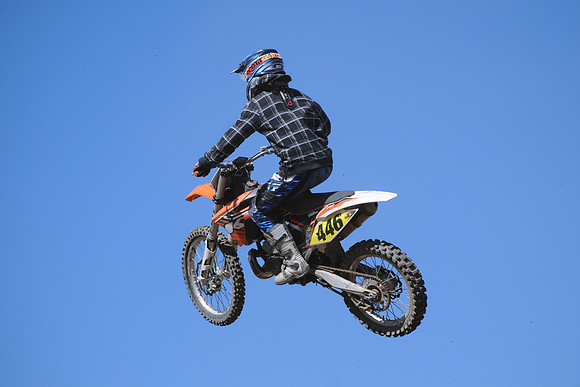 JONATHON SAUERS