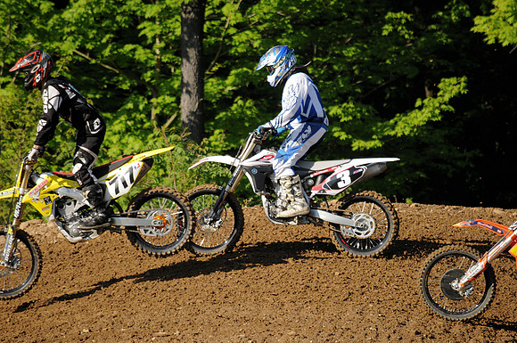 717 B. STREIT  3 LISCIO