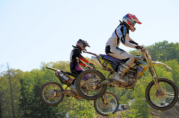 24 SCOTT   410 MODIC