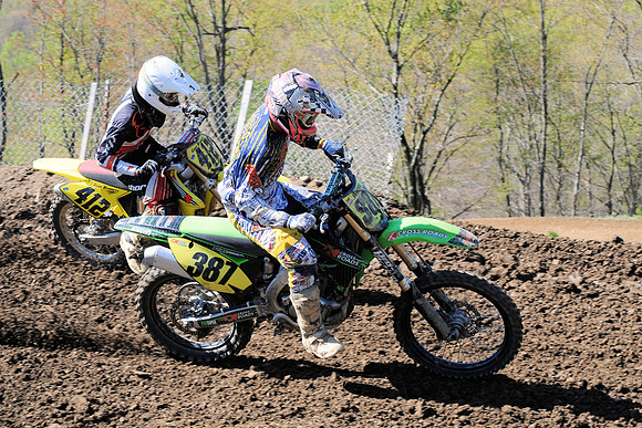 250 B