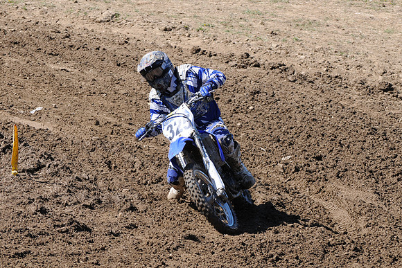 TAYLOR BARNHART